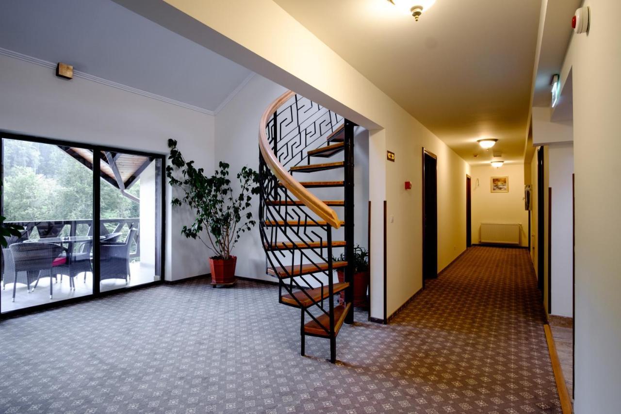Hotel Poezia Luna Ngoại thất bức ảnh