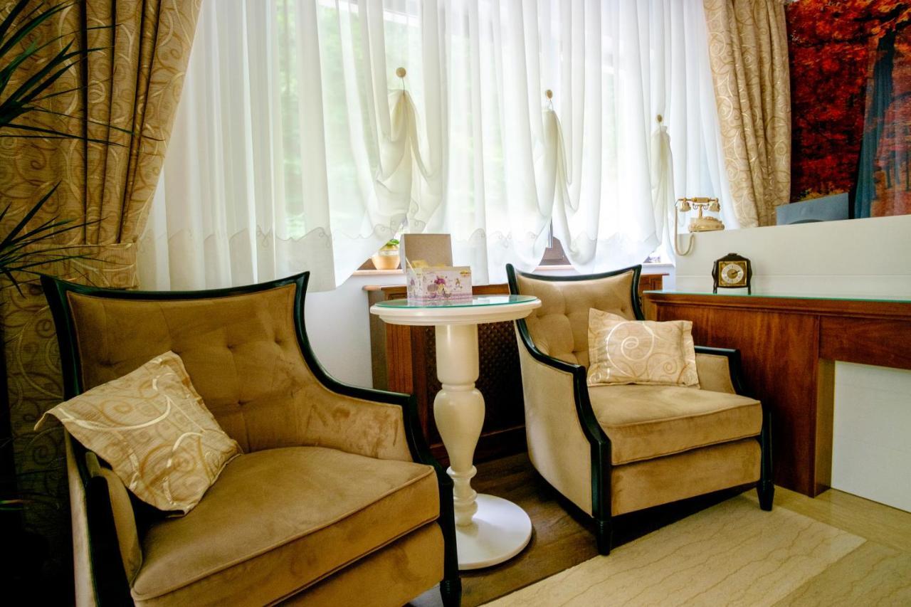 Hotel Poezia Luna Ngoại thất bức ảnh