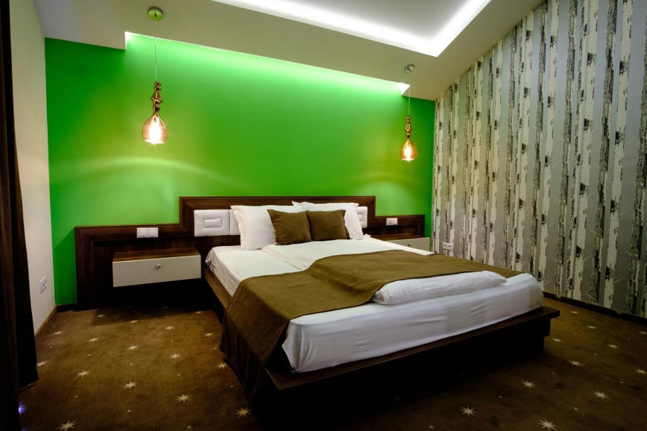 Hotel Poezia Luna Ngoại thất bức ảnh