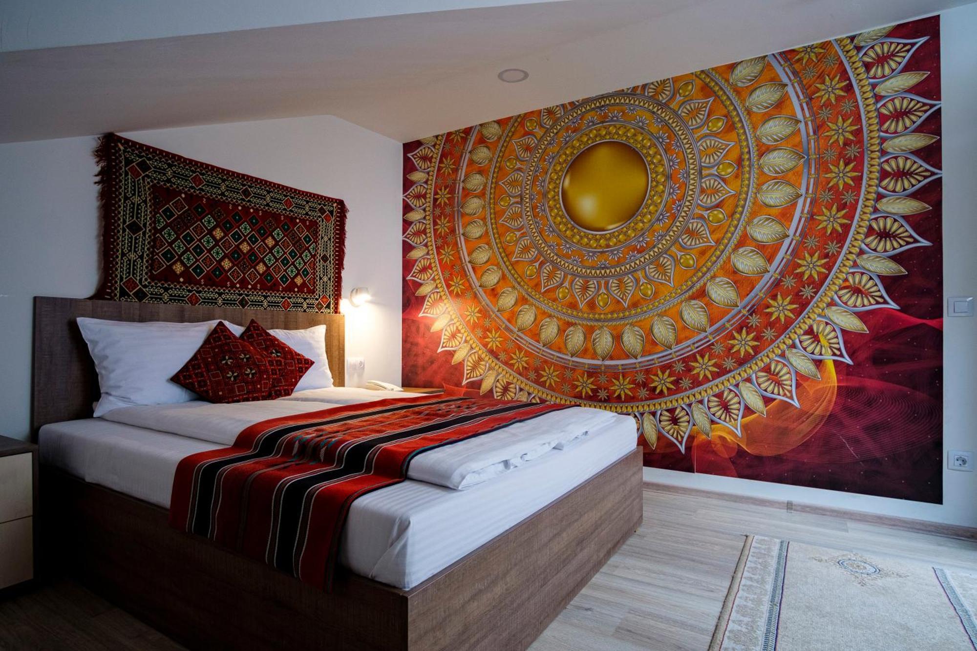 Hotel Poezia Luna Ngoại thất bức ảnh