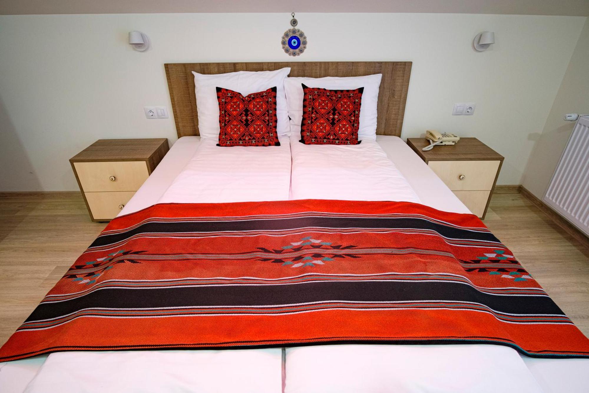 Hotel Poezia Luna Ngoại thất bức ảnh